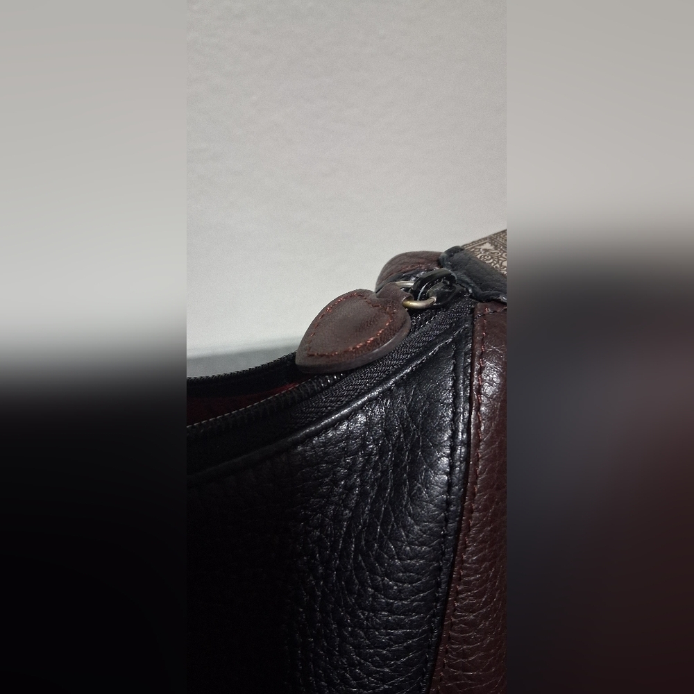 Brighton Elegant Black and Brown Leather Women's Bag Classic Hanging Charm - Picture 2 of 16
